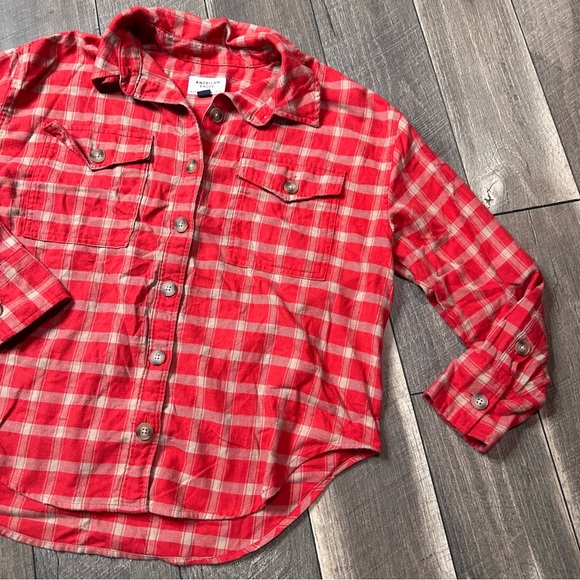 American Eagle Plaid Oversized Button Down - Picture 2 of 7